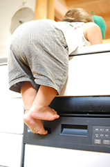 一生懸命あしで支えてます