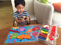 粘土をこねこね～