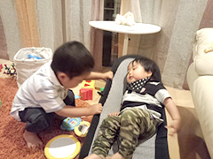 あらぼうとバウンサー遊び