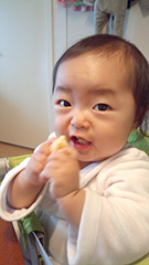 蒸しパンもぐもぐ